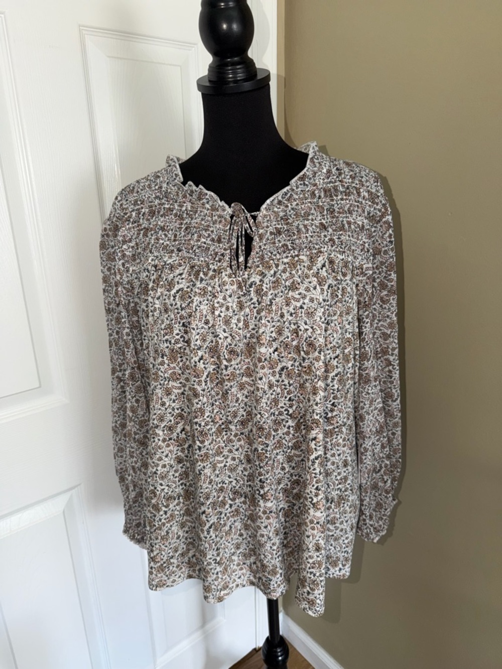 Lucky Brand Brown and Cream Floral Smocked Peasant Blouse